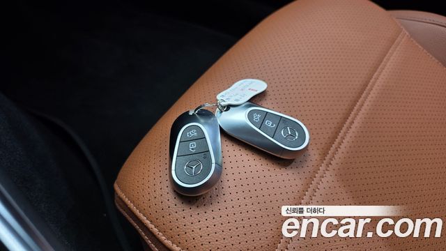 Mercedes-Benz C-Class 2026 — photo 22