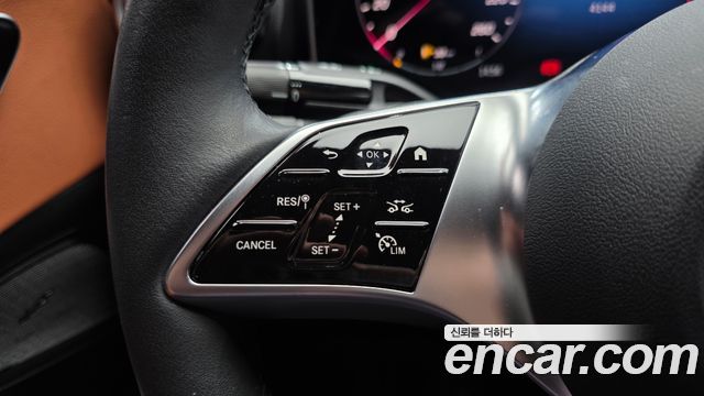 Mercedes-Benz C-Class 2026 — photo 23