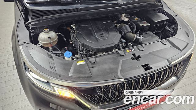 Kia Canival 2023 — photo 6