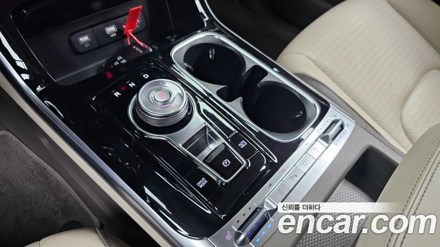 Kia Canival 2023 — photo 12