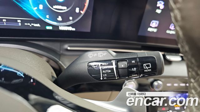 Kia Canival 2023 — photo 28