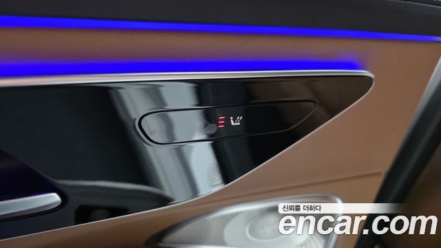 Mercedes-Benz E-Class 2026 — photo 36