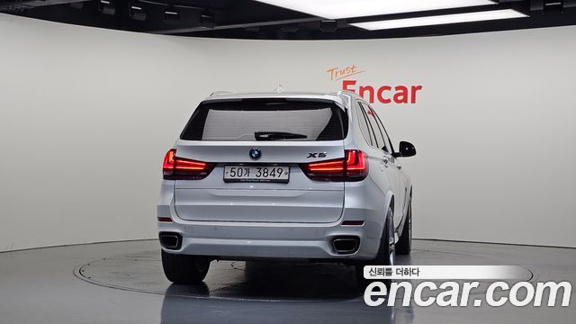 BMW X5 2018 — photo 4