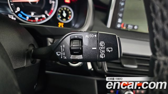 BMW X5 2018 — photo 35