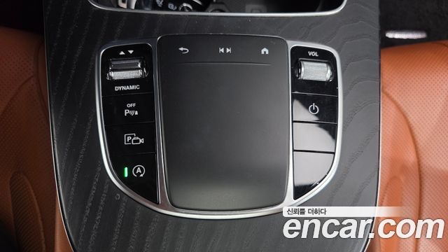 Mercedes-Benz CLS-Class 2023 — photo 32
