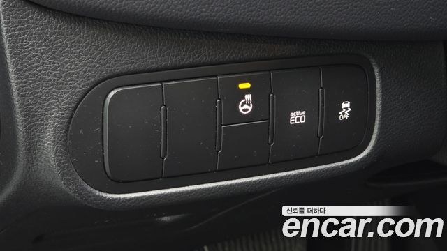 Kia Carens 2017 — photo 14