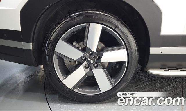 Hyundai Santafe 2025 — photo 5