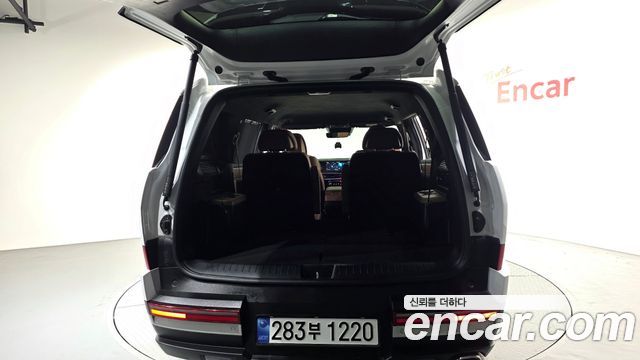 Hyundai Santafe 2025 — photo 24