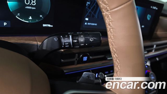 Hyundai Santafe 2025 — photo 26