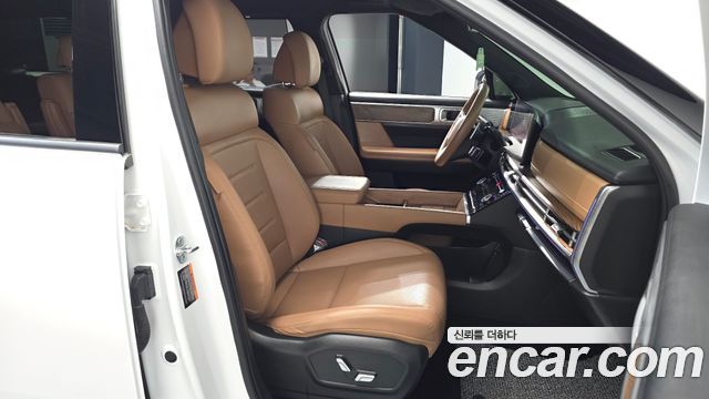 Hyundai Santafe 2025 — photo 16