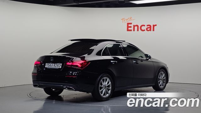 Mercedes-Benz A-Class 2020 — photo 2