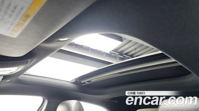Mercedes-Benz A-Class 2020 — photo 24