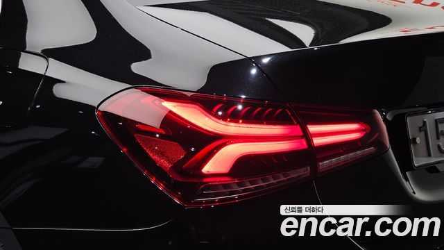 Mercedes-Benz A-Class 2020 — photo 9