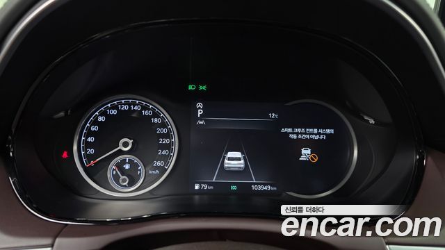 Genesis GV70 2021 — photo 11