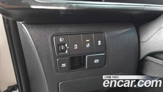 Hyundai Staria 2025 — photo 24