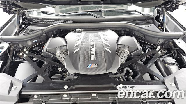 BMW X6M 2021 — photo 6