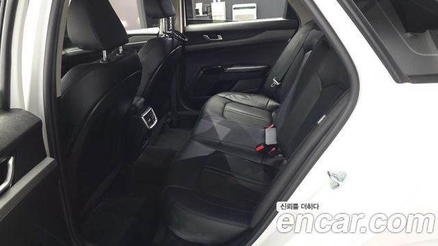 Kia K5 2024 — photo 17