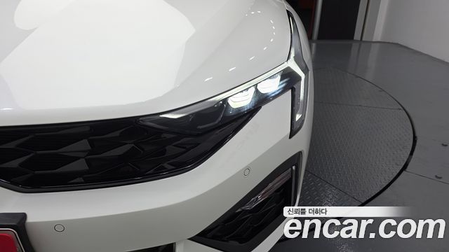 Kia K5 2024 — photo 8