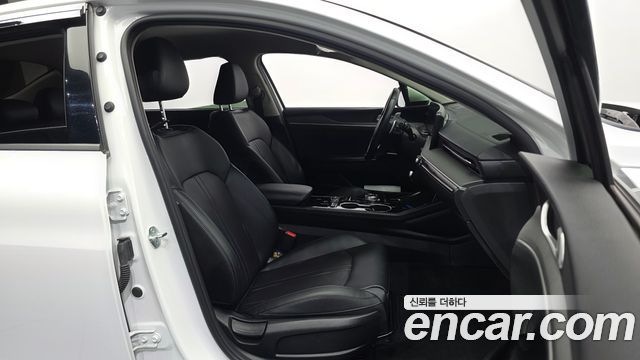 Kia K5 2024 — photo 16