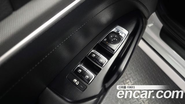 Kia K5 2024 — photo 28
