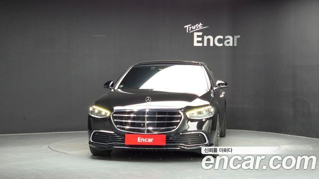 Mercedes-Benz S-Class 2022 — photo 3