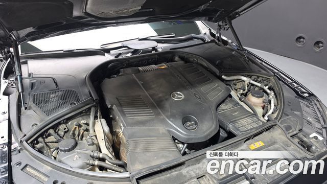 Mercedes-Benz S-Class 2022 — photo 6