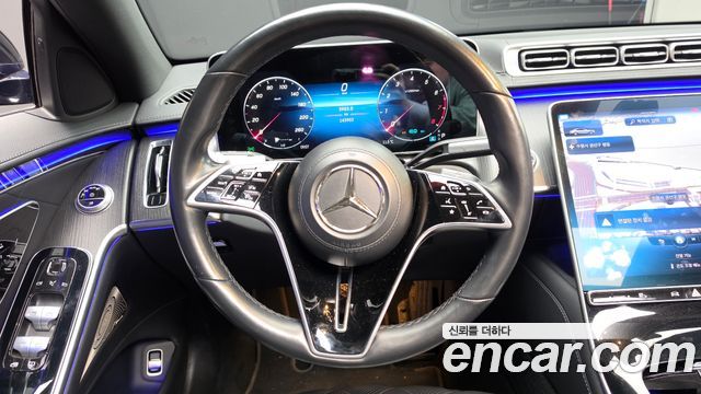 Mercedes-Benz S-Class 2022 — photo 18