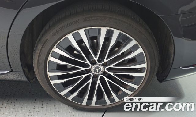 Mercedes-Benz S-Class 2022 — photo 7