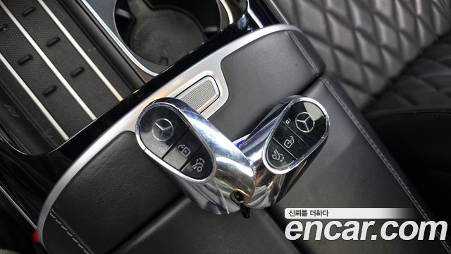 Mercedes-Benz S-Class 2022 — photo 30