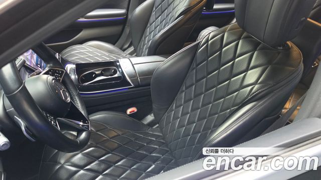 Mercedes-Benz S-Class 2022 — photo 32