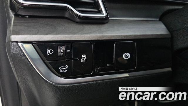 Kia Sportage 2023 — photo 16