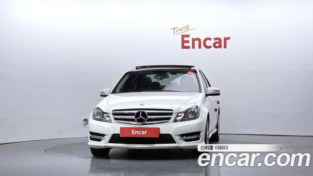 Mercedes-Benz C-Class 2012 — photo 3