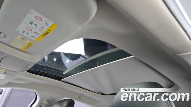 Lincoln MKZ 2014 — photo 20