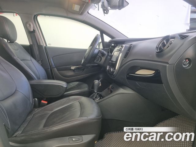 Renault Korea QM3 2015 — photo 11