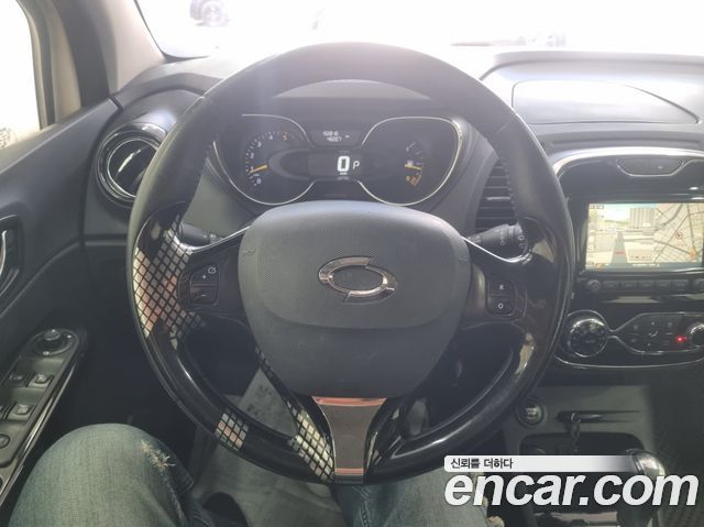 Renault Korea QM3 2015 — photo 12