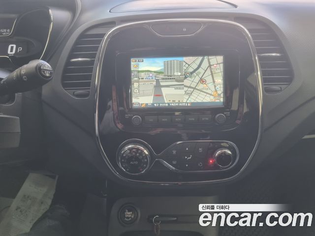 Renault Korea QM3 2015 — photo 13