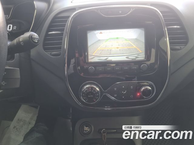 Renault Korea QM3 2015 — photo 15