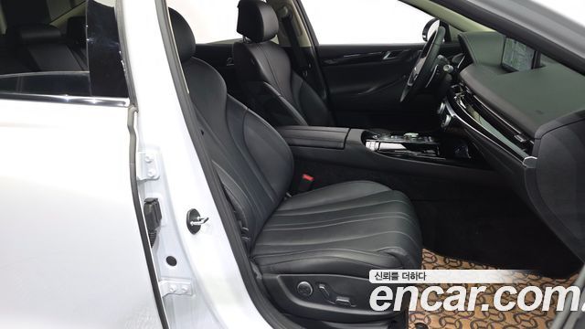 Genesis G80 2023 — photo 17