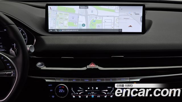 Genesis G80 2023 — photo 20