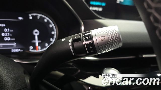 Genesis G80 2023 — photo 23