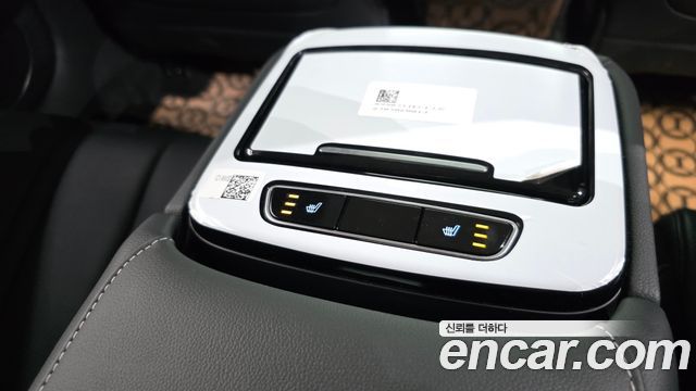 Genesis G80 2023 — photo 24