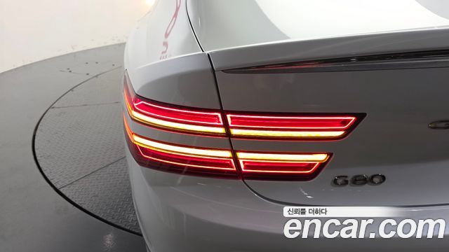Genesis G80 2023 — photo 9