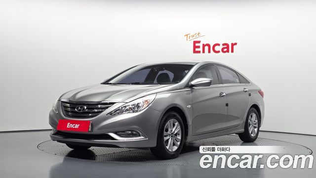 Hyundai Sonata 2010 — photo 1