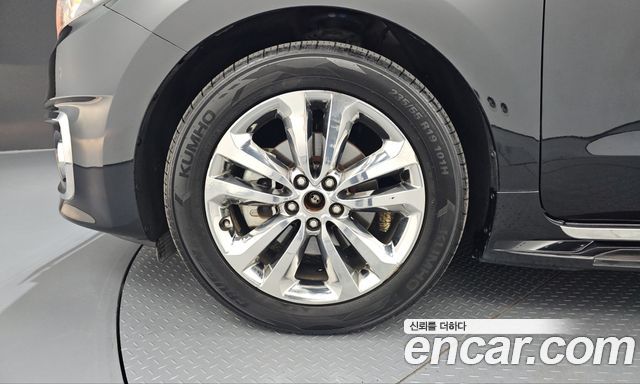 Kia Canival 2015 — photo 5