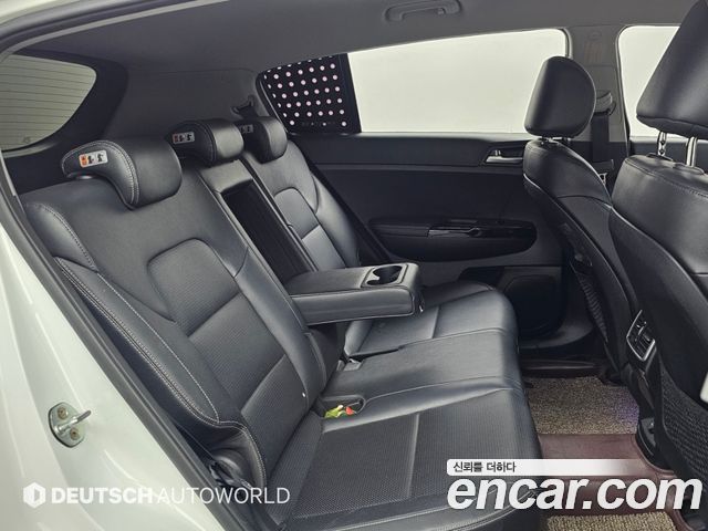 Kia Sportage 2016 — photo 11