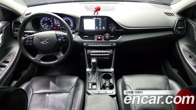 Hyundai Grandeur 2019 — photo 10