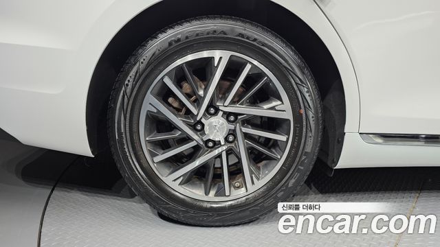 Hyundai Grandeur 2023 — photo 5