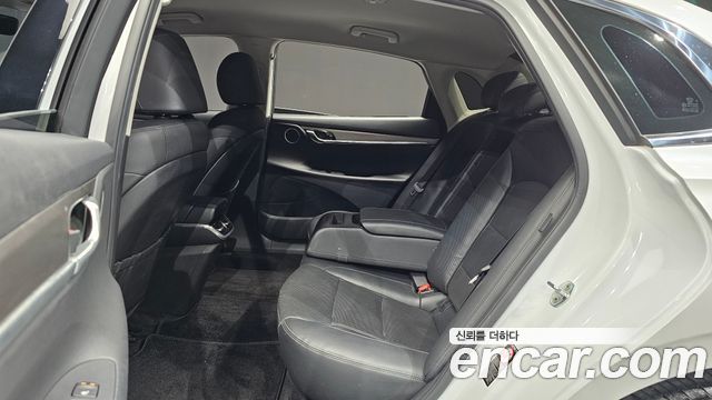 Hyundai Grandeur 2023 — photo 17