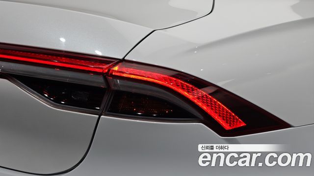 Hyundai Grandeur 2023 — photo 9