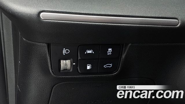 Hyundai Grandeur 2023 — photo 27